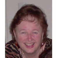 Miche Bag Employee Becky McKnight's profile photo