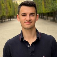 Márk Göbölös Email