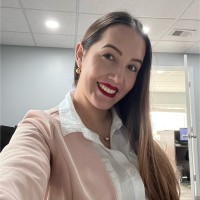 BeeTax Employee Evelyn Molina's profile photo