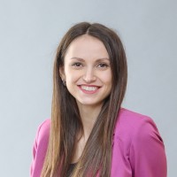 Anna H. Email