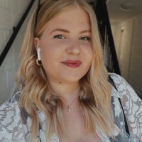 Dori Bacsa-Grey Email & Phone Number