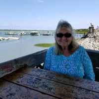 TJ Maxx Employee Nancy Dahl's profile photo