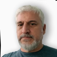 IBERMEDIA Employee Ricardo López's profile photo