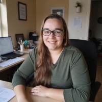 Karla Reis Email