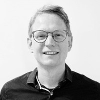 Henrik Brynildsen Email