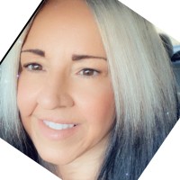Liz Gomez Email