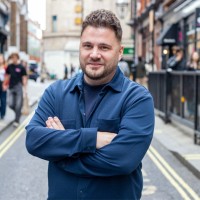 Pitch Marketing Group Employee Lee Price's profile photo