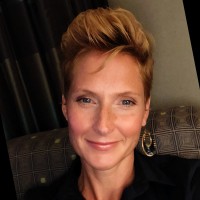 Sixième Son Employee Heather Shank's profile photo