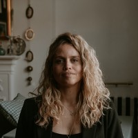 Laura Lechevalier Email & Phone Number