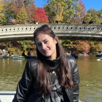 Autumn Cashmere Employee Julianna Gatlin's profile photo