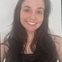 Besins Healthcare Brasil Employee Talita Lima's profile photo