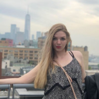 Dotdash Meredith Employee Ali Webb's profile photo