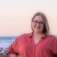 Emma Johnsen Email