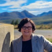 Winnifred du Preez Email