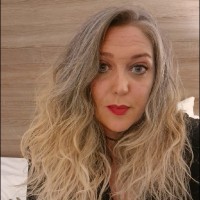 Michelle Parry Email
