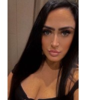Superhire Employee Emma Lloyd's profile photo
