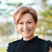 Kerrie Nayler Email