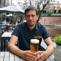 Przemek Wawrzyczny Email
