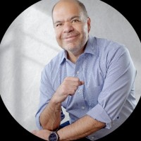 Arena Analytics Employee Oscar Nafarrate's profile photo