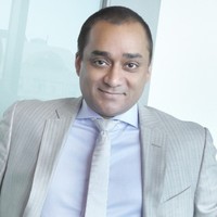 E-mail e número de telefone de Mark Itwaru