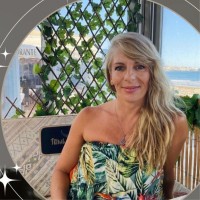 Estefanía García Romo Email