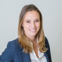 Eugenia Menéndez Rakosnik Email