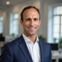 Oakbridge Insurance Employee Trae Vaughan's profile photo