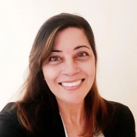 Claudia dos Santos Email