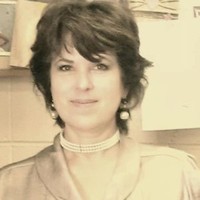 Warren-Newport Public Library Employee Diana Sills's profile photo