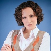 Oracle Employee Clara Hall's profile photo