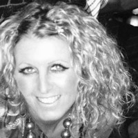 Hallo Healthcare Group Employee Gina Bell's profile photo