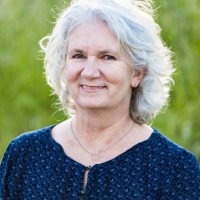 Beth Hutson Email & Phone Number