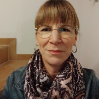 Sandra Simon Email