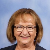 Lois Smethurst Email