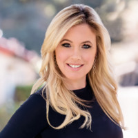 Kidder Mathews Employee Elizabeth Clark's profile photo