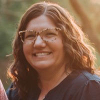 Arielle Lofgren Email & Phone Number