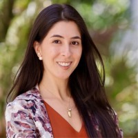 Roberta Moraes Email