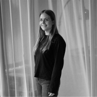 Julia Nilsson Email
