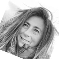 Ane Olsen Email