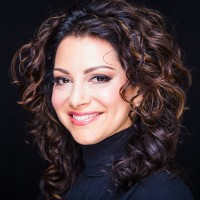 GUIDE Real Estate Employee Parmis Pourarian's profile photo