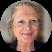 Katie Dinneen Email & Phone Number