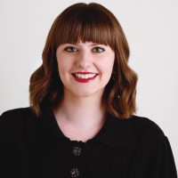 Halls Kansas City Employee Elizabeth Holsworth's profile photo