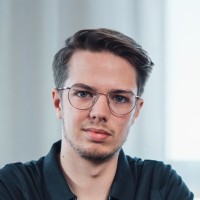 Florian Gerstner Email