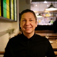 Sebastian Schwugier Email