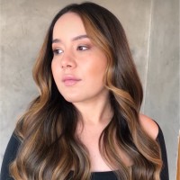 Sarah Queiroz Email