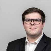 Christian Özelt Email
