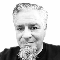 An Illegal Art Gallery Employee Chris Scharff's profile photo