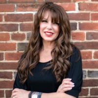 Loudoun Insurance Group Employee Pamela Pine's profile photo