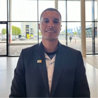 Rafael Apolinário dos Santos Email