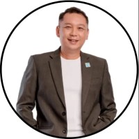 YYC Advisors Employee Wh Chew's profile photo